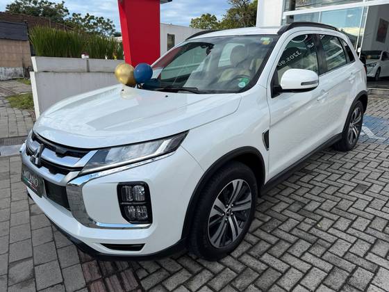 MITSUBISHI OUTLANDER 2.0 MIVEC GASOLINA HPE AUTOMÁTICO